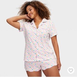 Geo HeartsShort Sleeves and Shorts Pajama Set Rollwer RABBIT